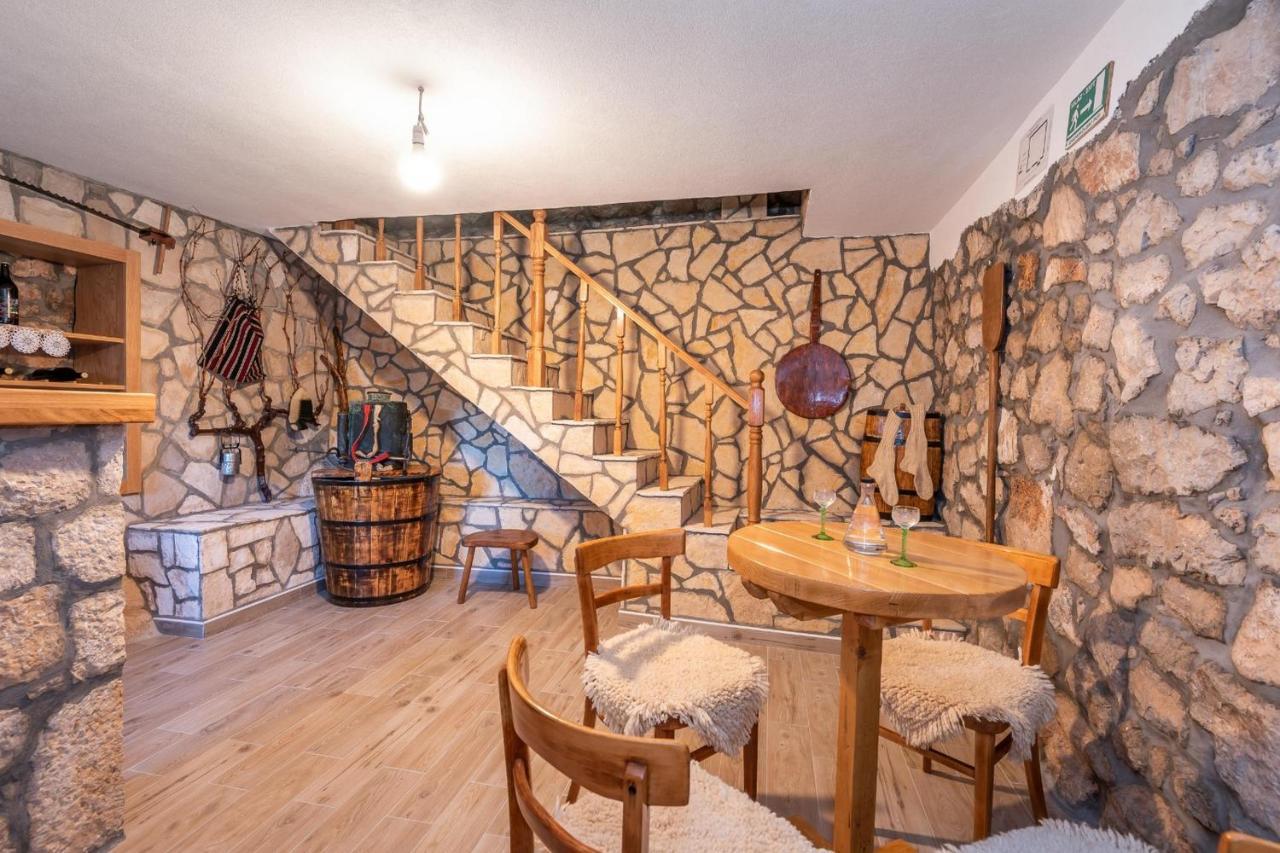 Villa Lazini Dvori Stasevica Exterior foto