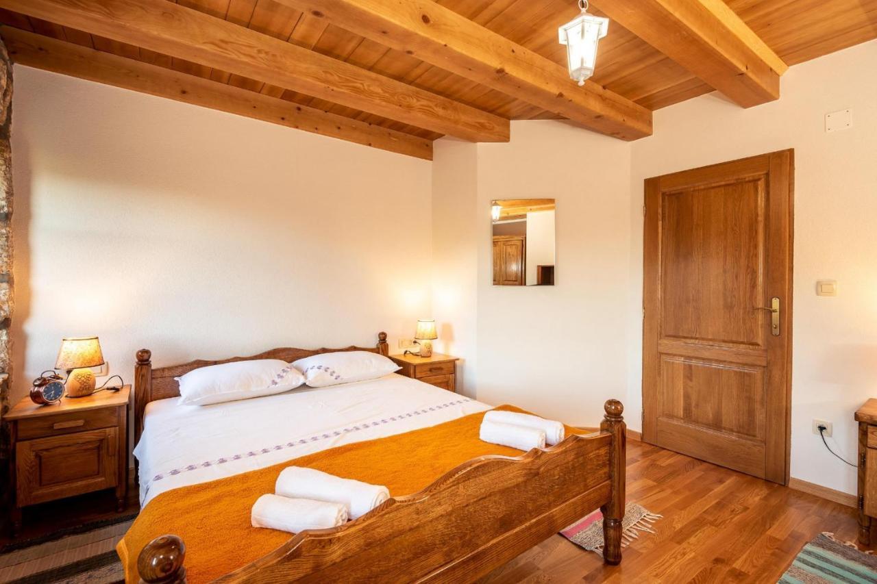 Villa Lazini Dvori Stasevica Exterior foto
